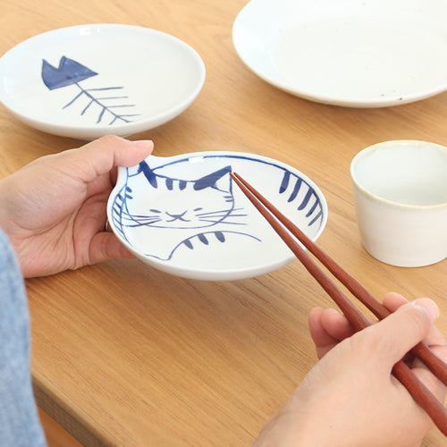 Hasami ware cat 14cm plate set of 5 with wooden box