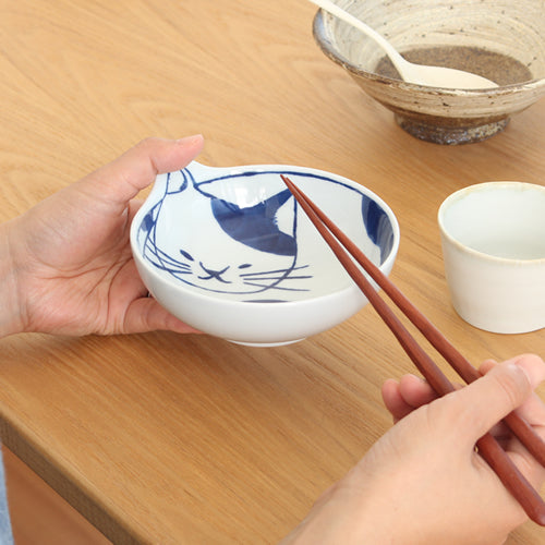 Hasami ware cat bowl 14cm set of 4 with wooden box