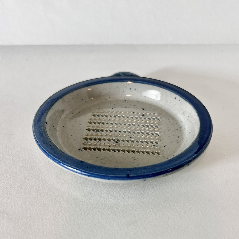 Handmade ceramic grater grey / blue