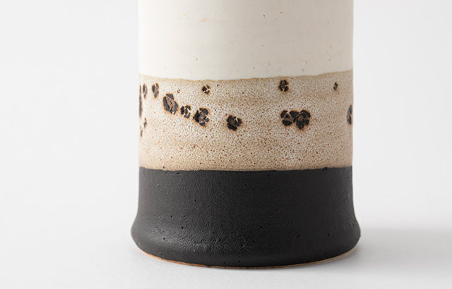 Tsutsu Yunomi - Mino Ware, Two-Tone Black and White Glaze | Nakagawa Masashichi Shoten