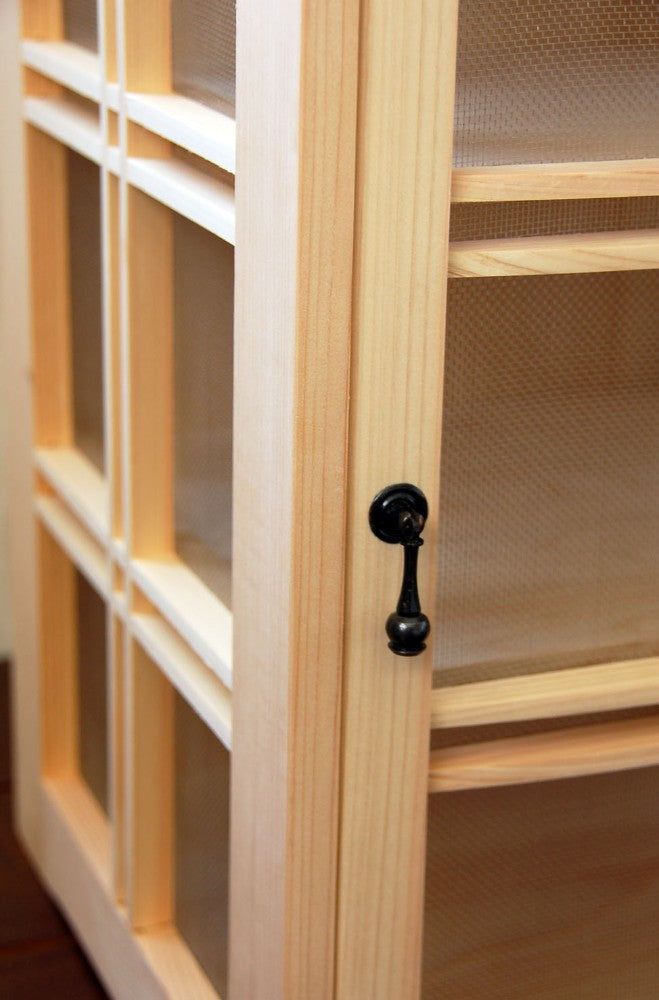 Hinoki storage cabinet | Hinged Door